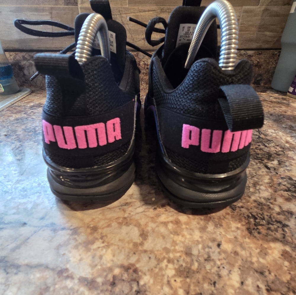 PUMA Axelion Black Sneakers Fade Running Size 7.5 Women’s - Picture 3 of 14